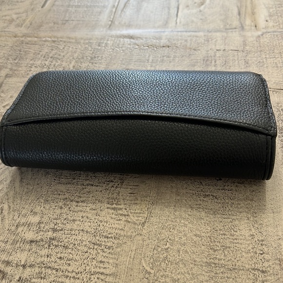 Tory Burch Britten Duo Envelope Continental Wallet - Picture 7 of 11